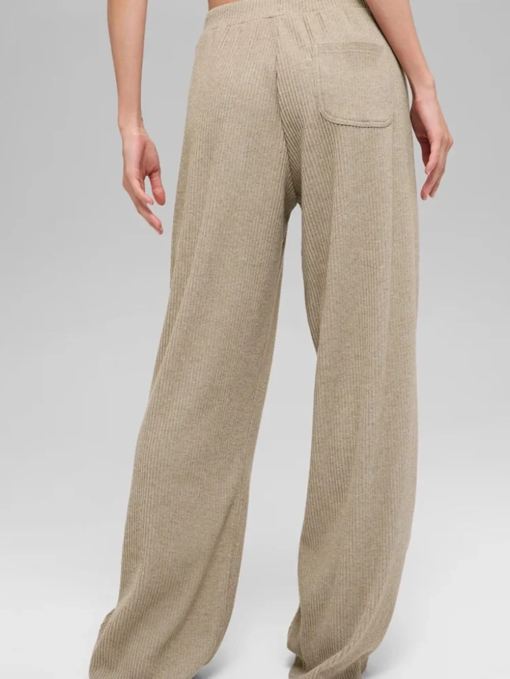 ALO YOGA Women's Muse Wide Leg Pant Gravel Heather size medium NWOT